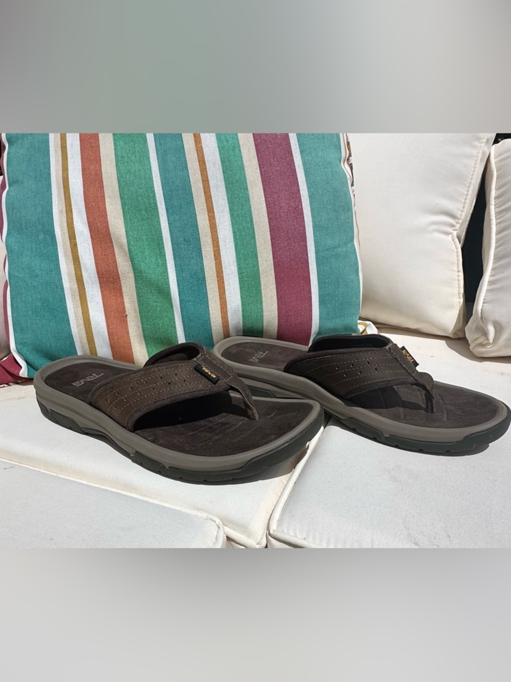 Teva Men's Brown leather Comfort Flip-Flop Sandals 9